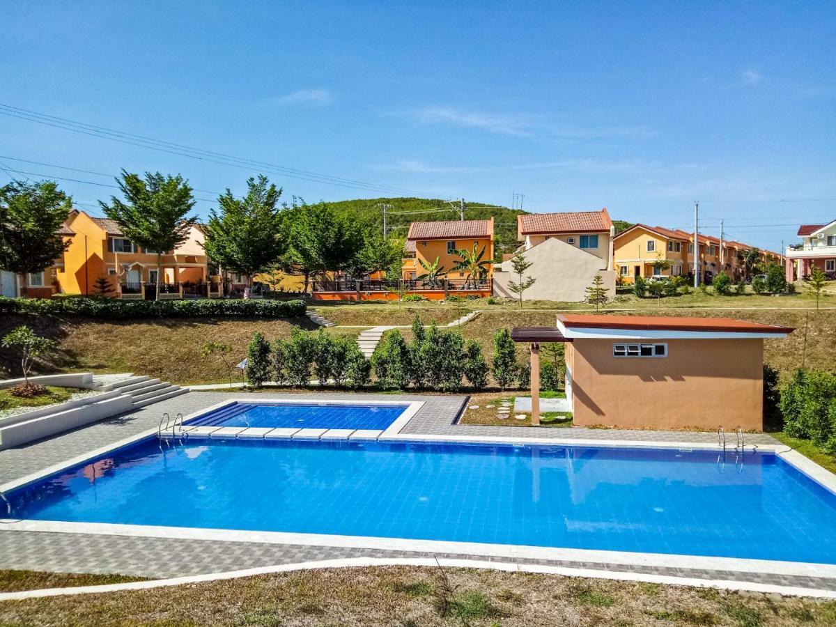 Hillview Apt W/ Pool Access - Free Wifi Tagbilaran City Luaran gambar